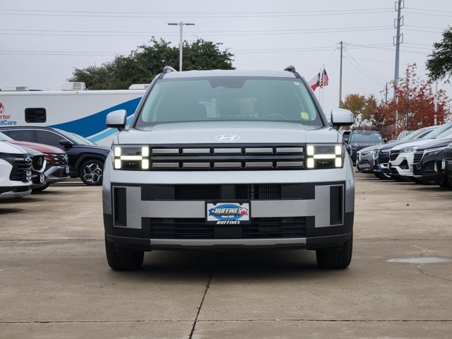 Used 2025 Hyundai Santa Fe SEL image 2