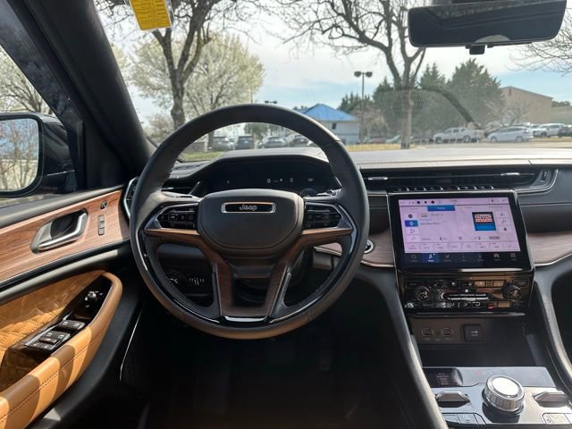 Used 2025 Jeep Grand Cherokee Summit w/ Adv Protech Group IV image 22