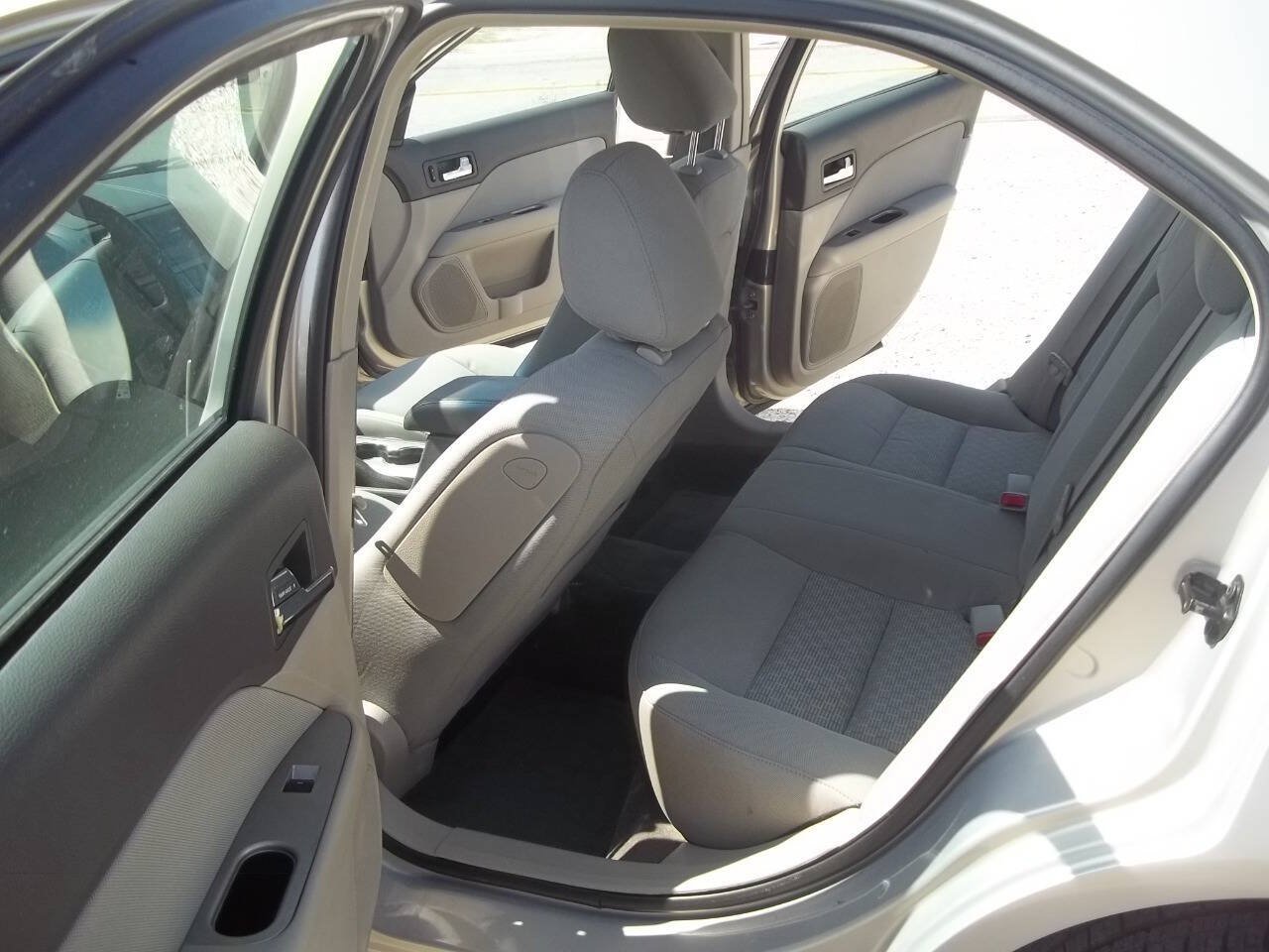 Used 2010 Ford Fusion SEL AWD/4WD image 8