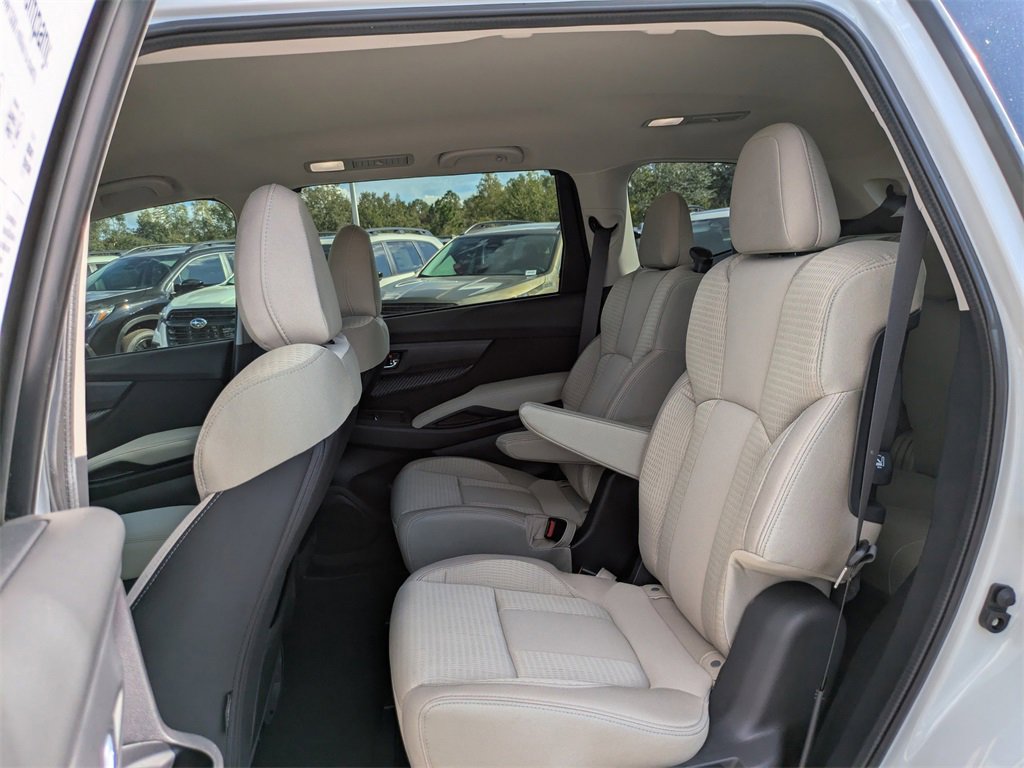 Certified 2025 Subaru Ascent Premium w/ Premium Package image 13