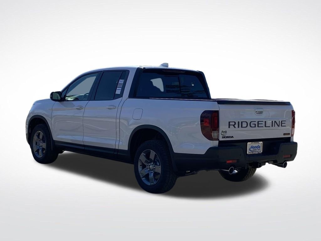 Used 2025 Honda Ridgeline TrailSport image 9