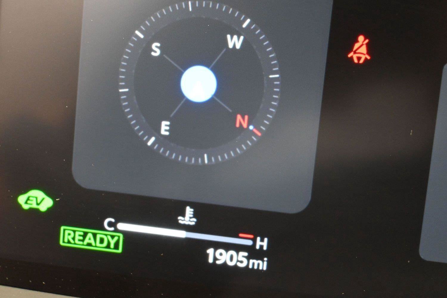 Used 2026 Toyota RAV4 LE AWD/4WD image 3