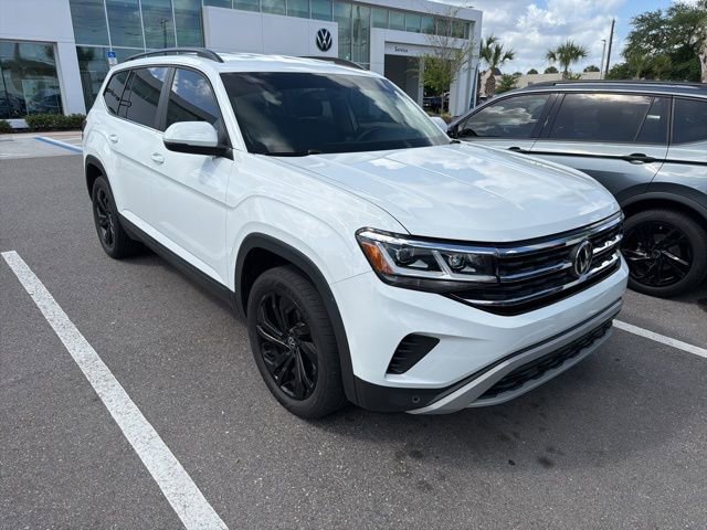 Used 2022 Volkswagen Atlas SE image 1