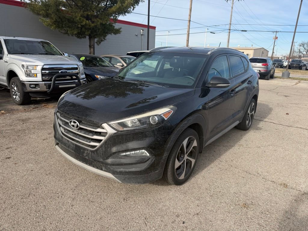 Used 2017 Hyundai Tucson Sport image 3