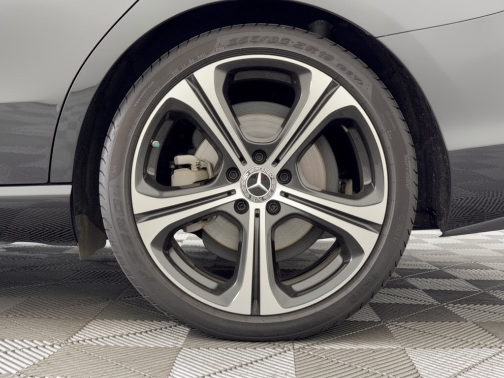 Used 2023 Mercedes-Benz C 300 Sedan image 13