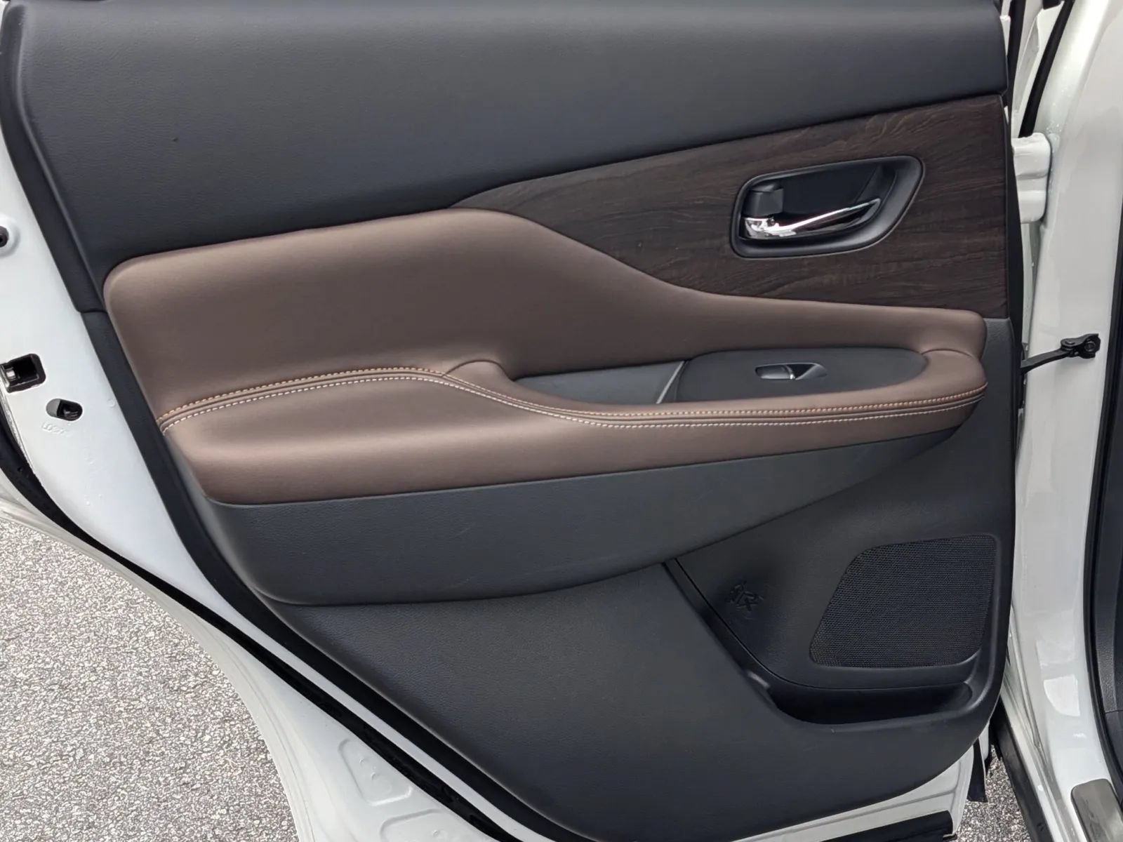 Used 2024 Nissan Murano Platinum w/ Cargo Package FWD image 18