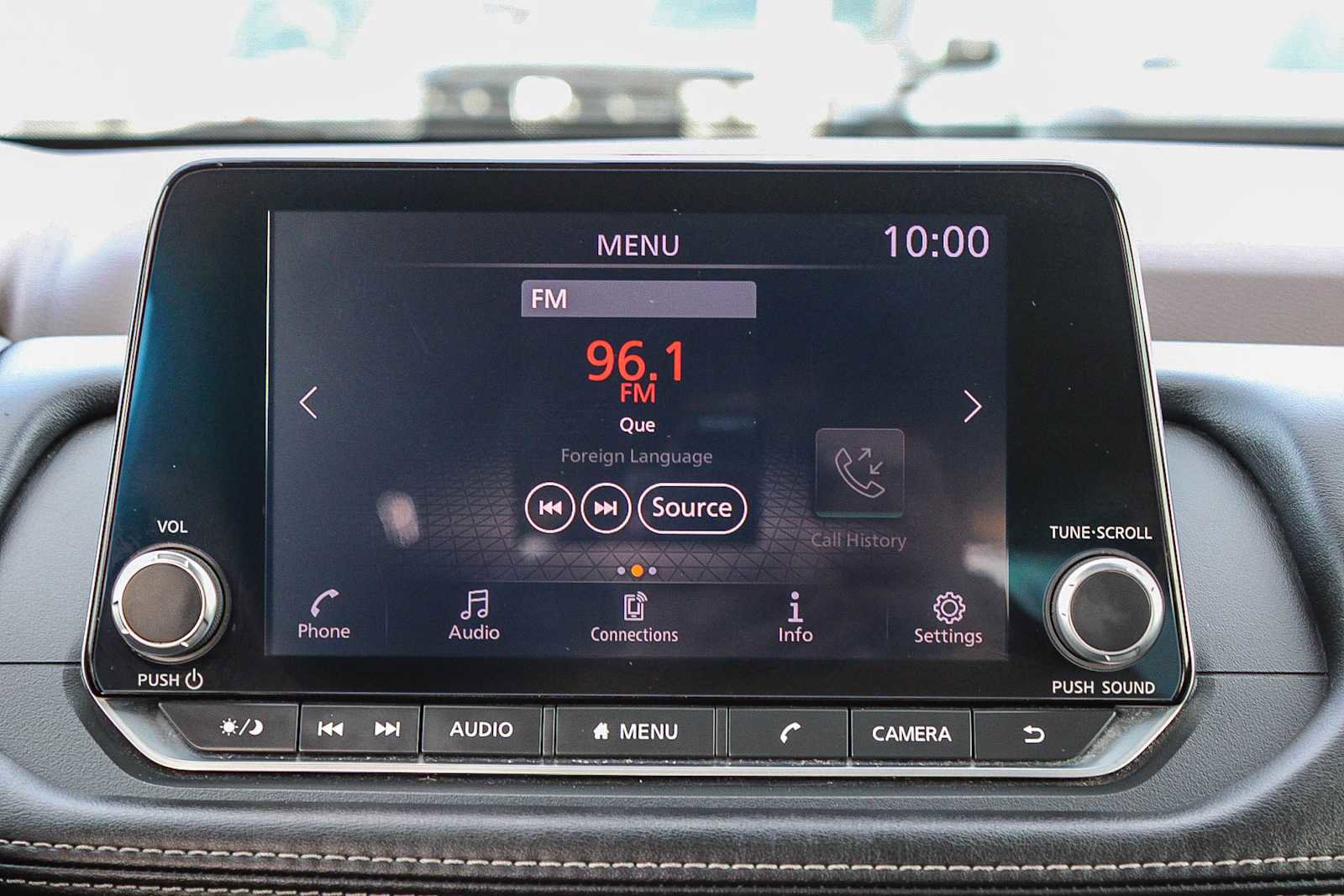 Used 2023 Nissan Rogue S image 13