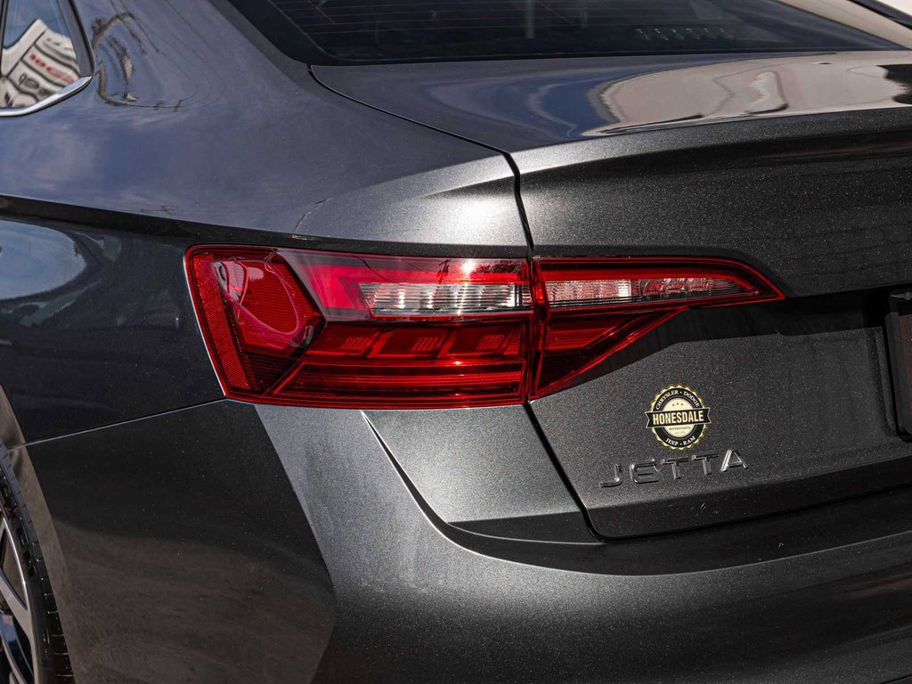 Used 2022 Volkswagen Jetta SEL image 39