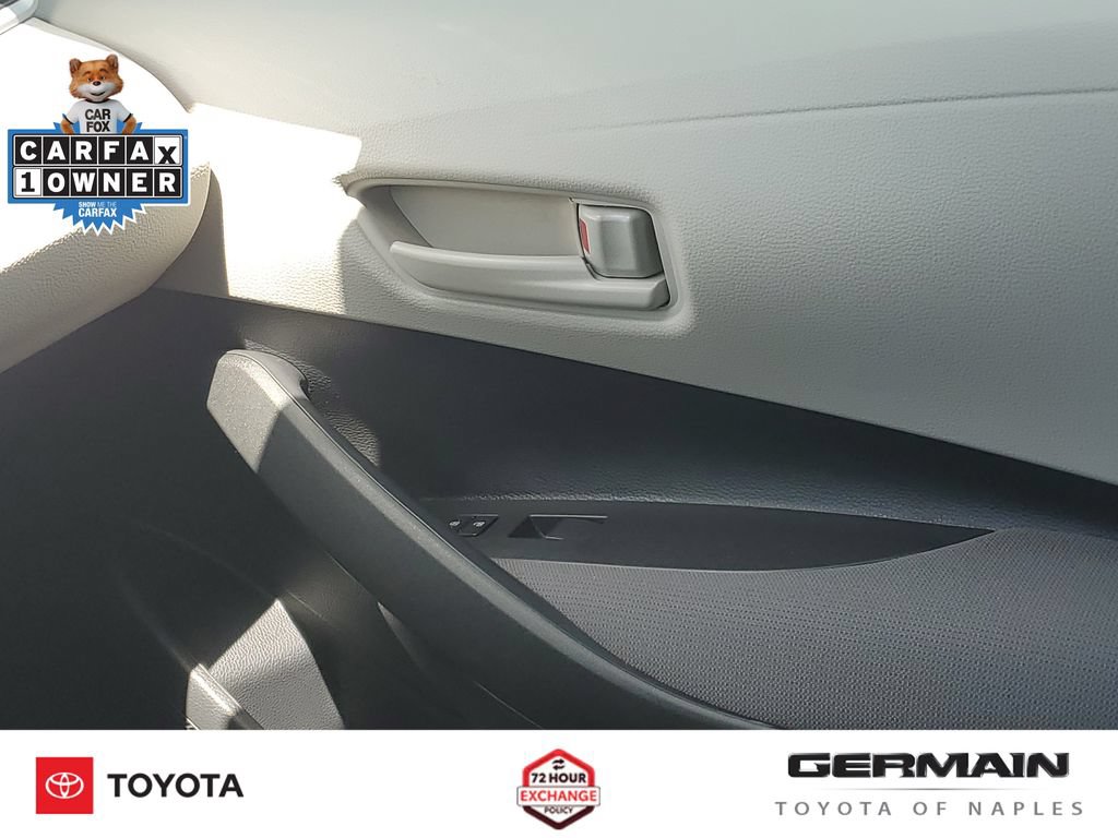 Used 2026 Toyota Corolla LE FWD image 27