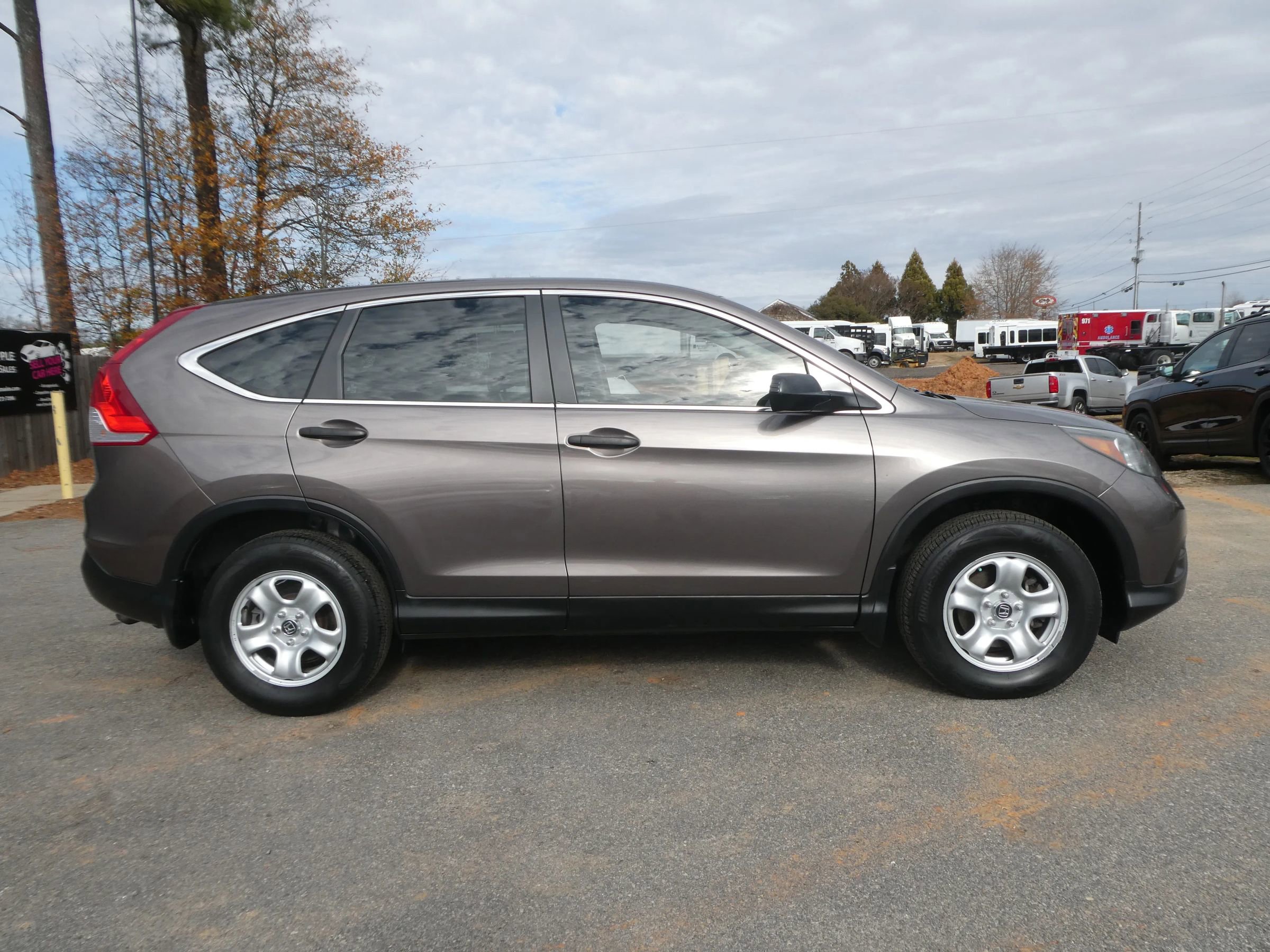 Used 2014 Honda CR-V LX image 4