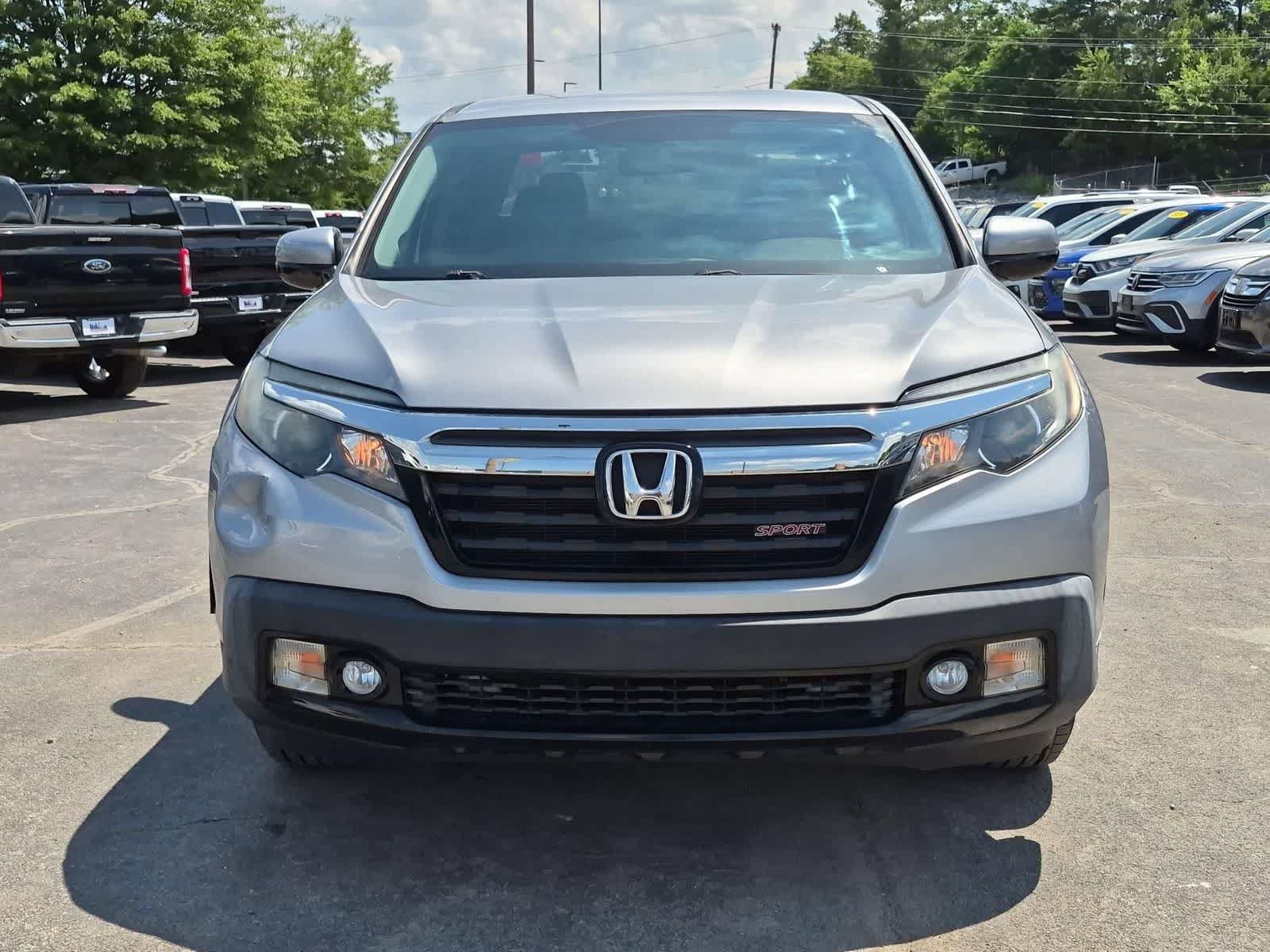 Used 2019 Honda Ridgeline Sport image 3