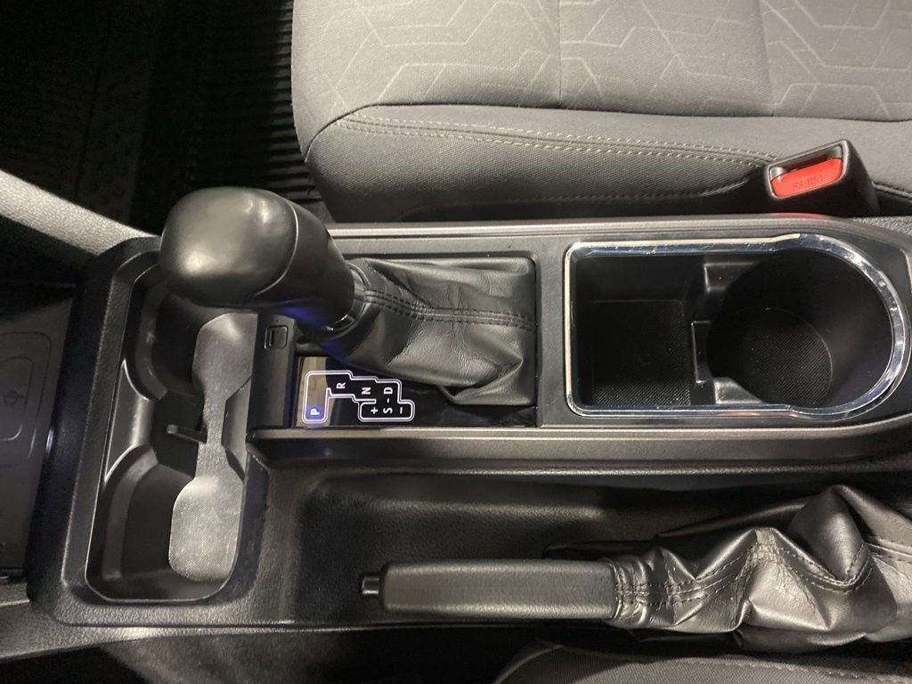 Used 2019 Toyota Tacoma TRD Off-Road AWD/4WD image 36