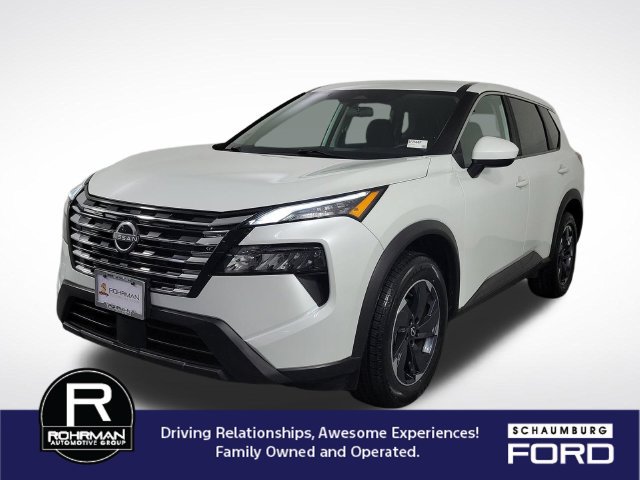 Used 2024 Nissan Rogue SV FWD image 2