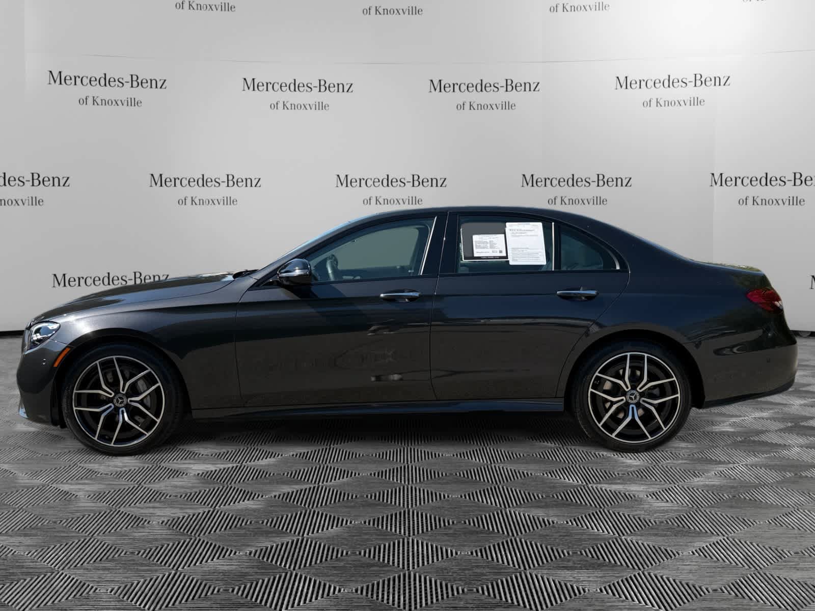 Certified 2023 Mercedes-Benz E 350 4MATIC Sedan image 2