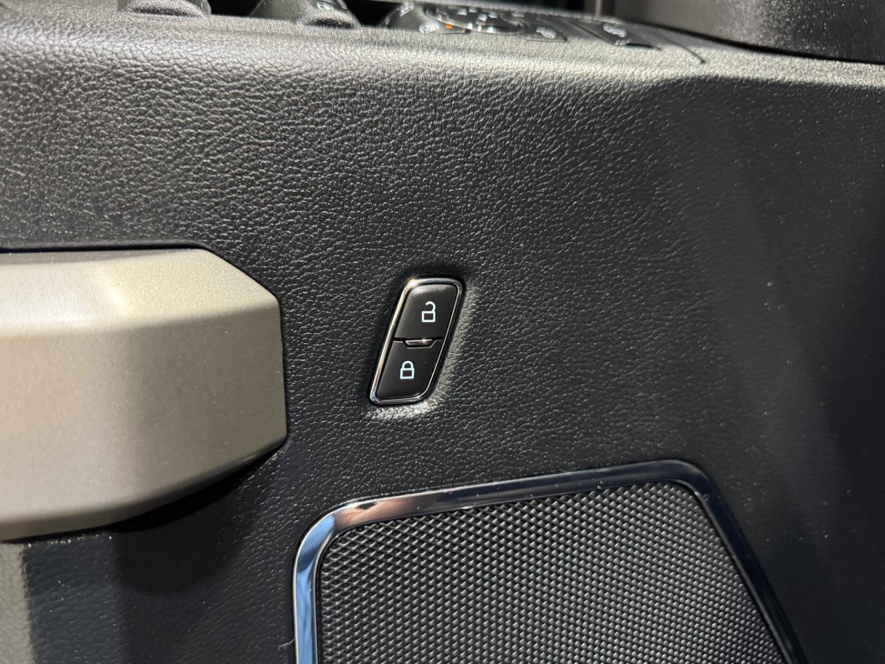 Used 2020 Ford F250 Lariat AWD/4WD image 30