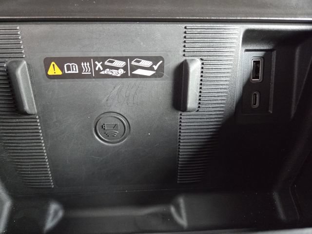 Used 2024 GMC Hummer EV 2X w/ LPO, Illumination Package AWD/4WD image 7