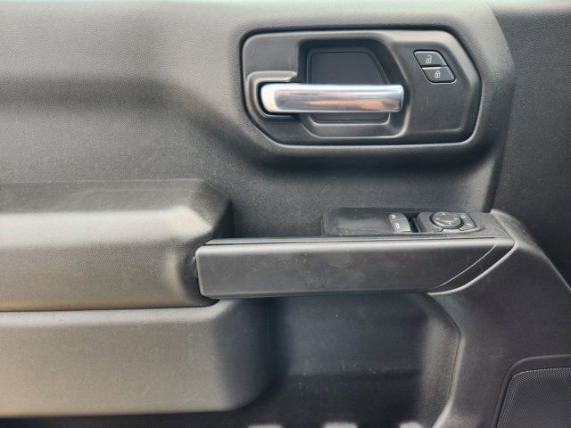Used 2025 Chevrolet Silverado 1500 W/T image 24