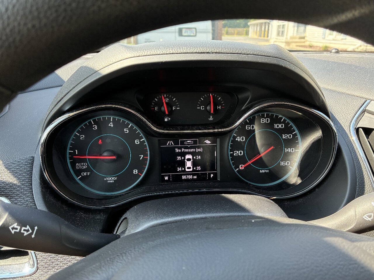 Used 2018 Chevrolet Cruze LT w/ Convenience Package FWD image 13