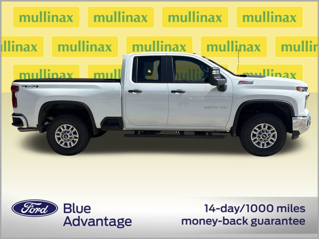Used 2025 Chevrolet Silverado 2500 W/T AWD/4WD image 2