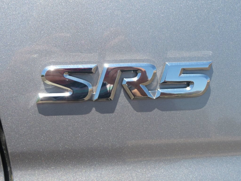 Used 2006 Toyota Sequoia SR5 AWD/4WD image 13
