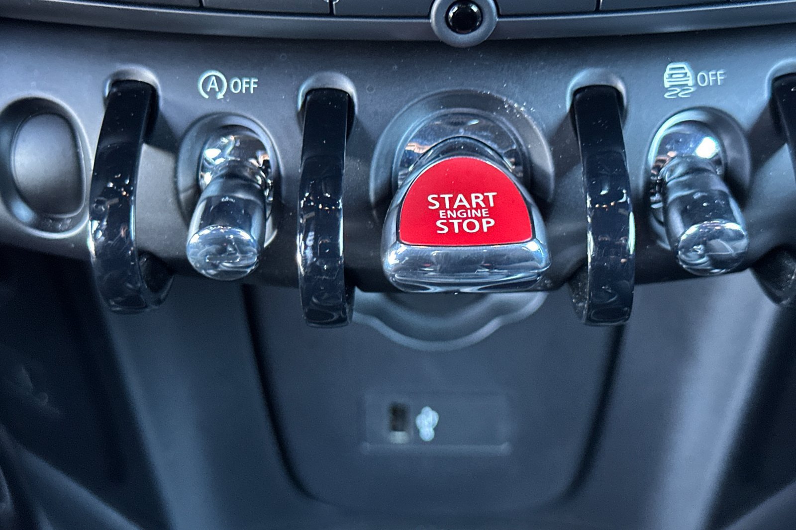 Used 2024 MINI Cooper John Cooper Works FWD image 25