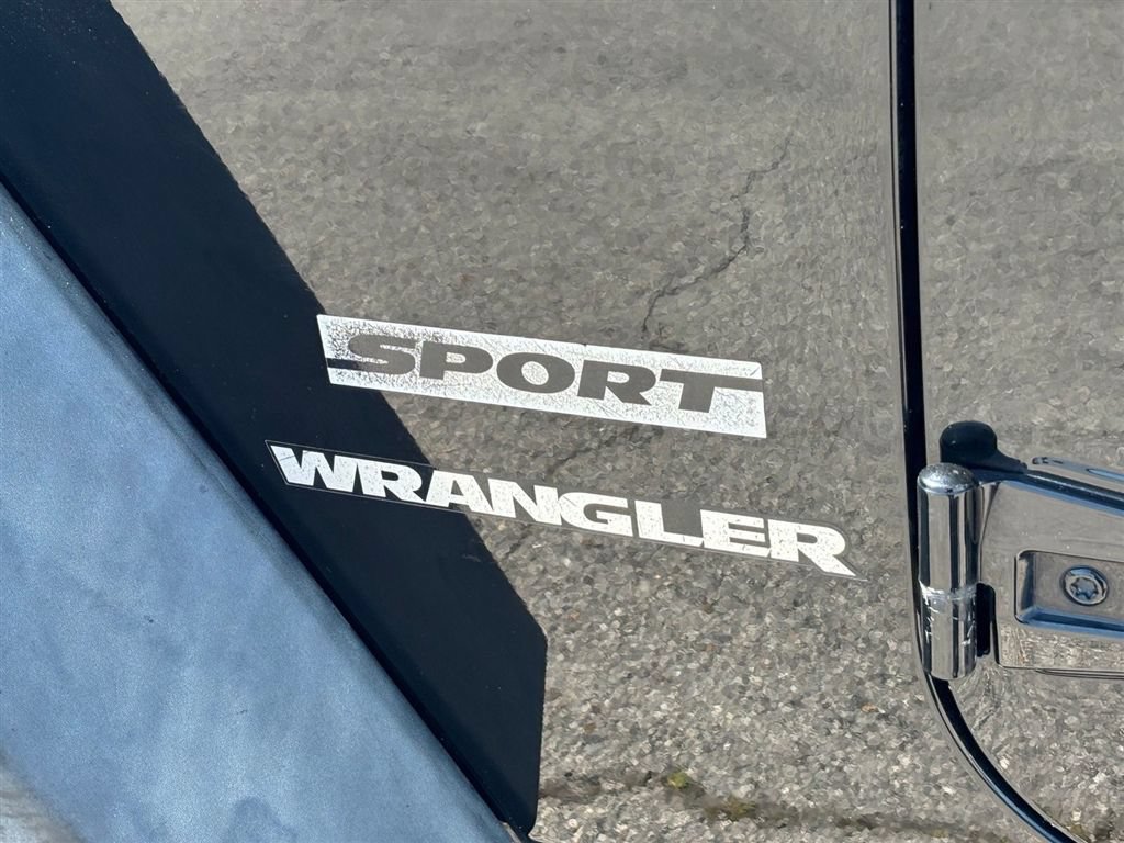 Used 2014 Jeep Wrangler Sport w/ Quick Order Package 23S AWD/4WD image 11