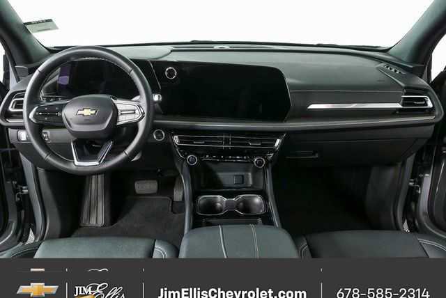 Certified 2025 Chevrolet Traverse LT image 17