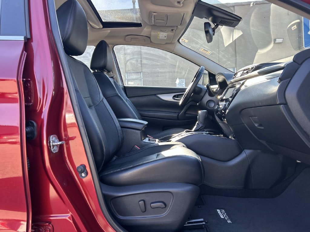 Used 2020 Nissan Rogue Sport SL w/ Premium Package AWD/4WD image 18
