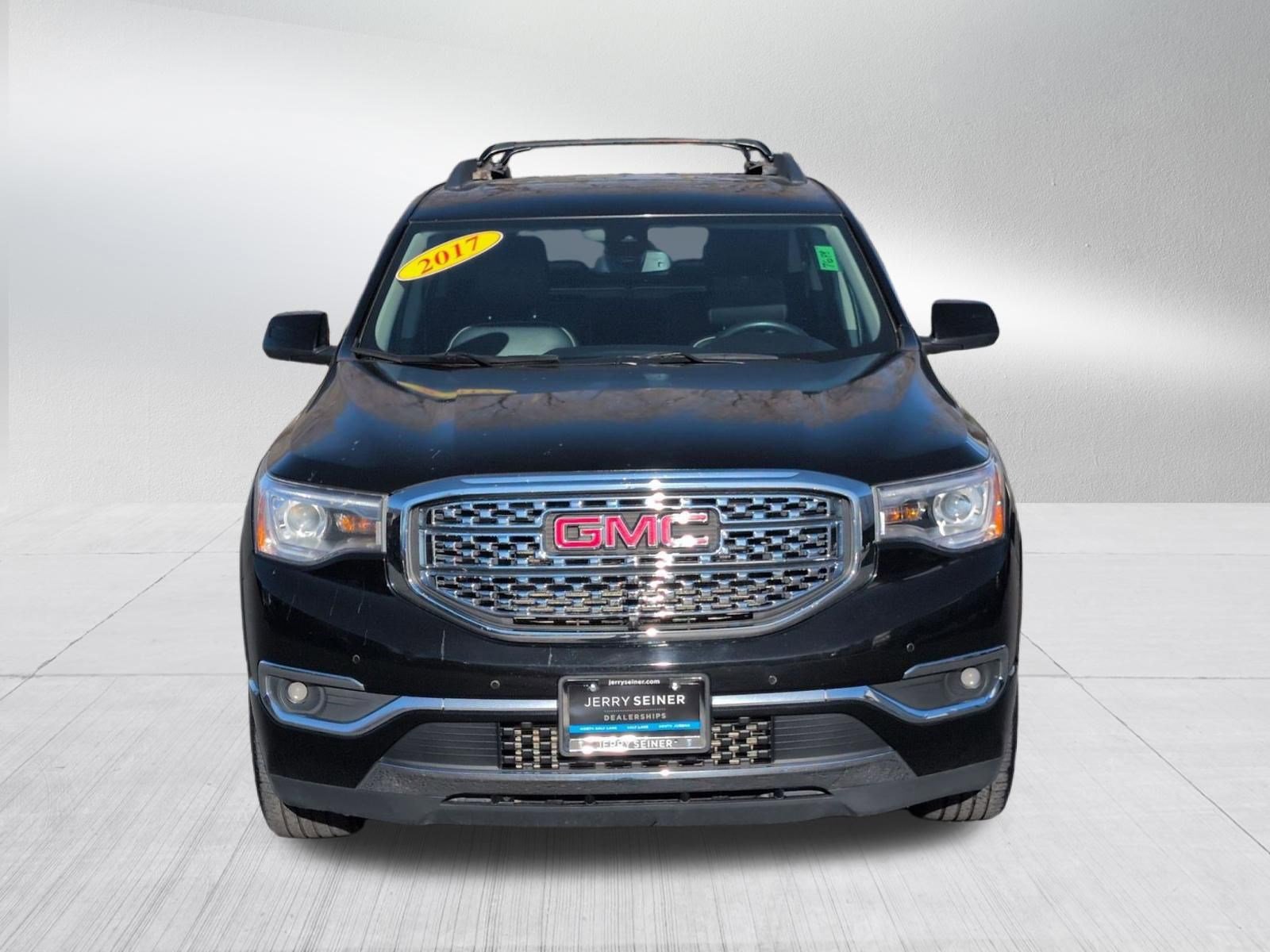 Used 2017 GMC Acadia Denali w/ Technology Package image 8