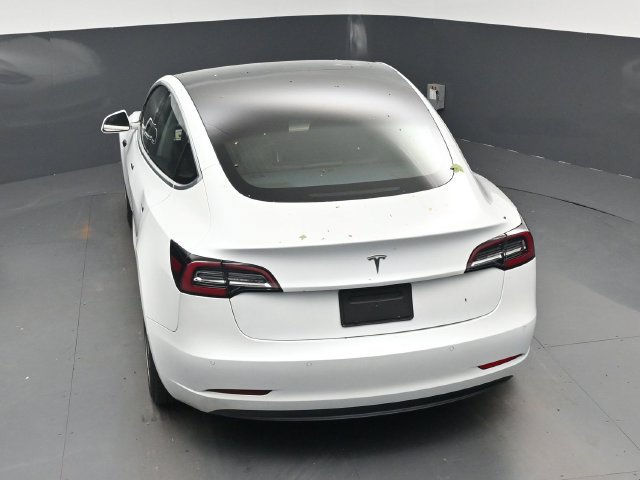 Used 2020 Tesla Model 3 Standard Range RWD image 23
