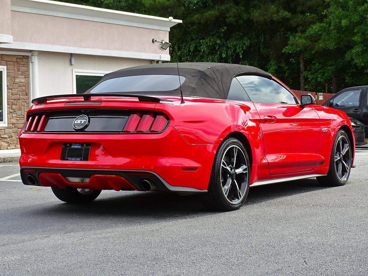 Used 2017 Ford Mustang GT Premium RWD image 12