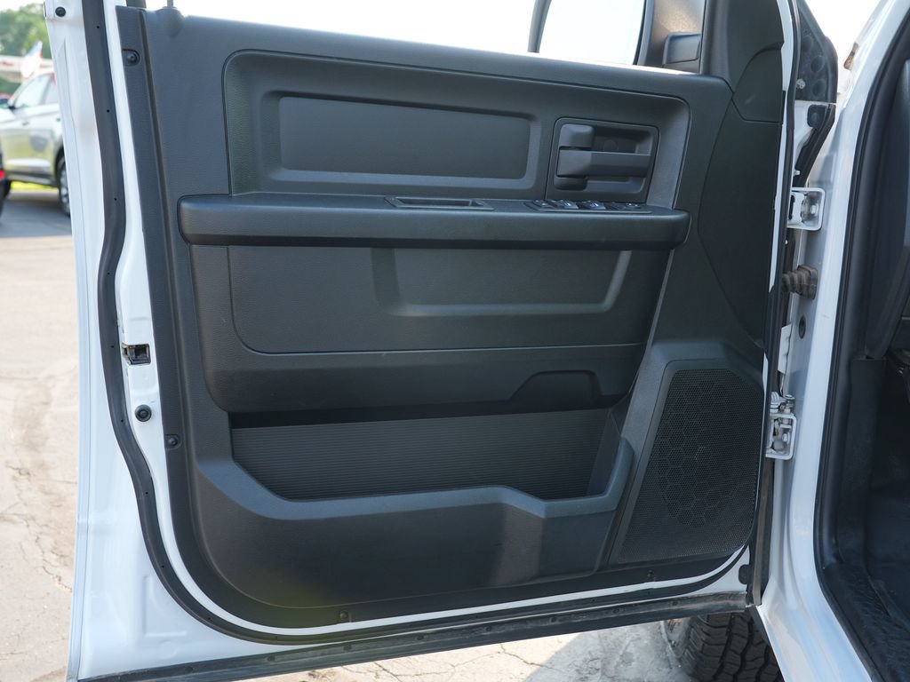 Used 2018 RAM 1500 Tradesman w/ Popular Equipment Group RWD image 13