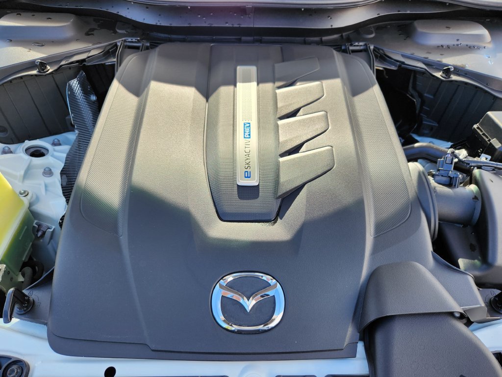 Used 2025 MAZDA CX-70 Plug-In Hybrid w/ Premium Pkg AWD/4WD image 32