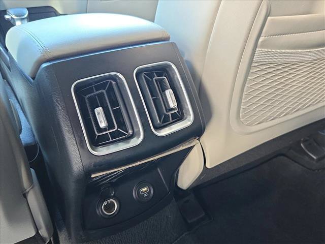 Used 2022 Kia Sorento S w/ Panoramic Sunroof Package FWD image 18