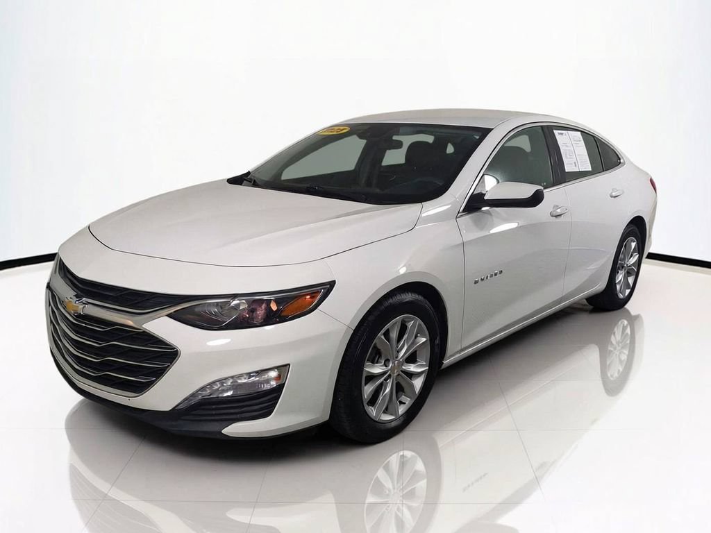 Used 2025 Chevrolet Malibu LT FWD image 9