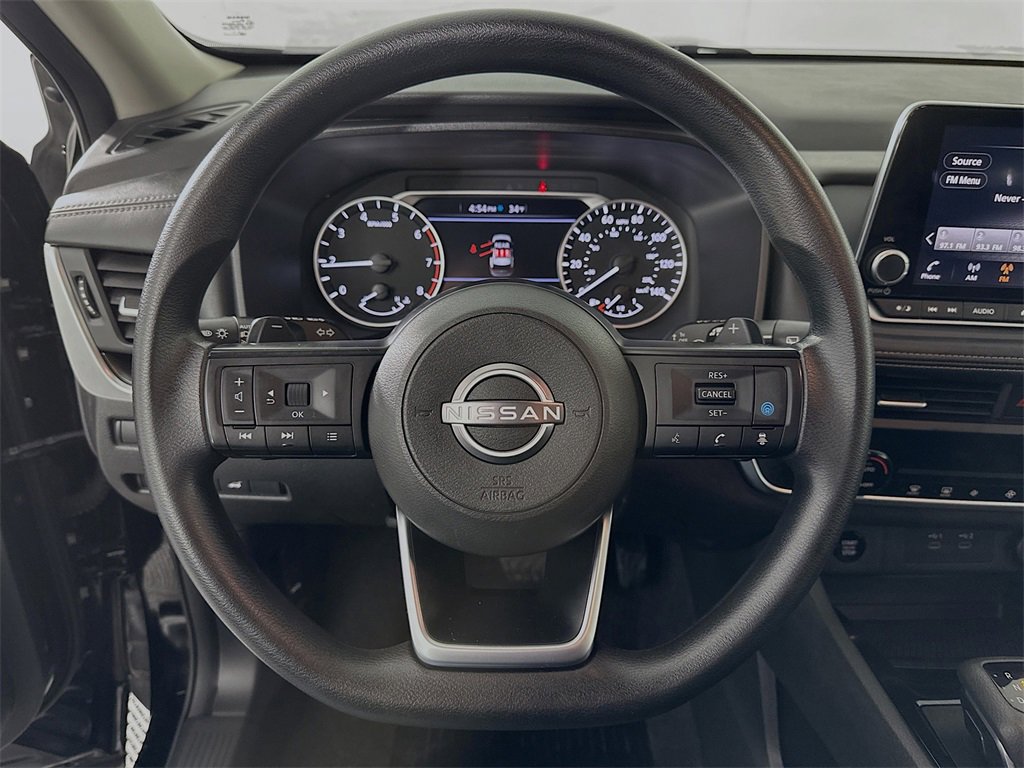 Used 2024 Nissan Rogue SV image 18