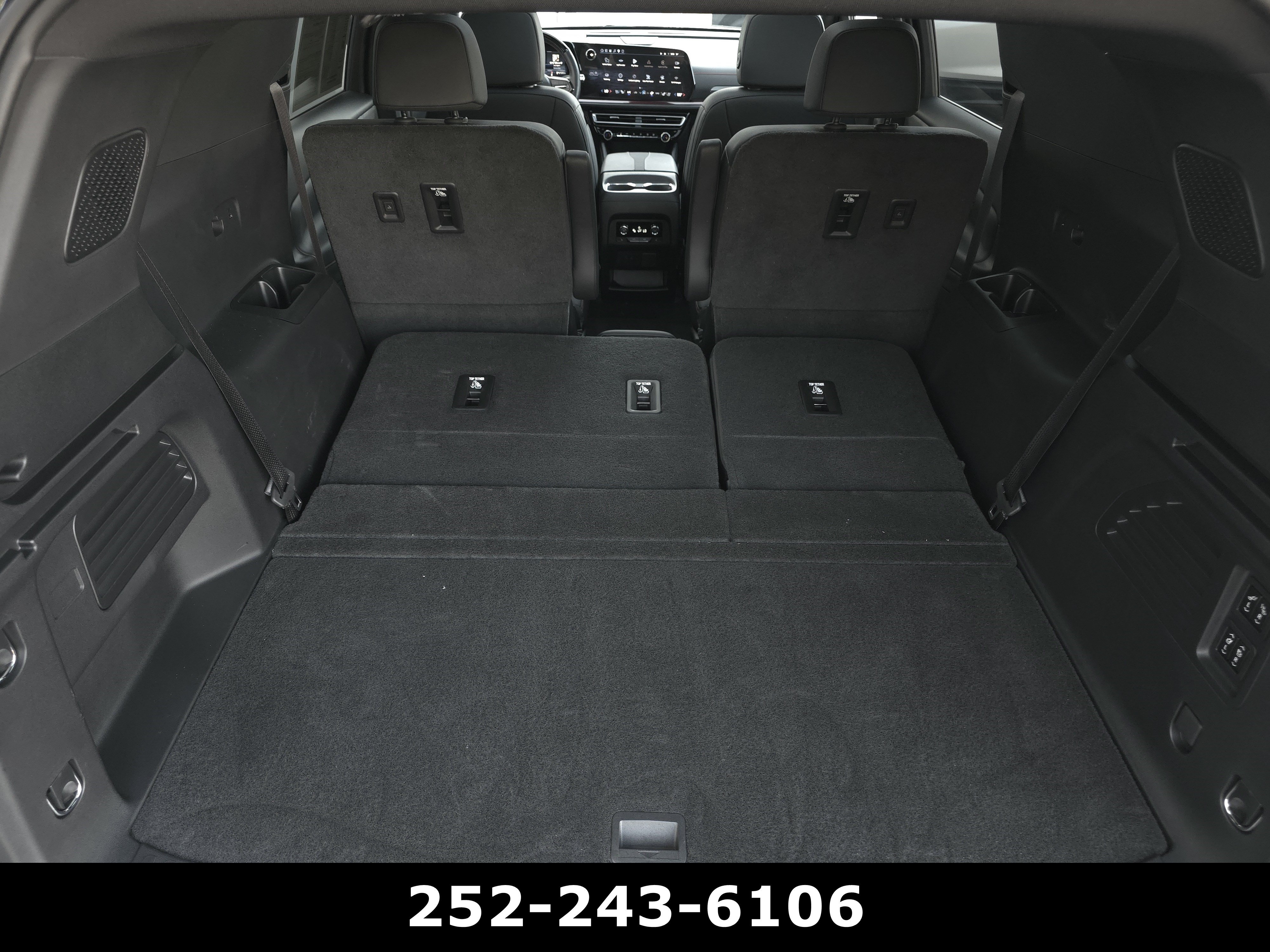 Used 2026 Chevrolet Traverse RS FWD image 42
