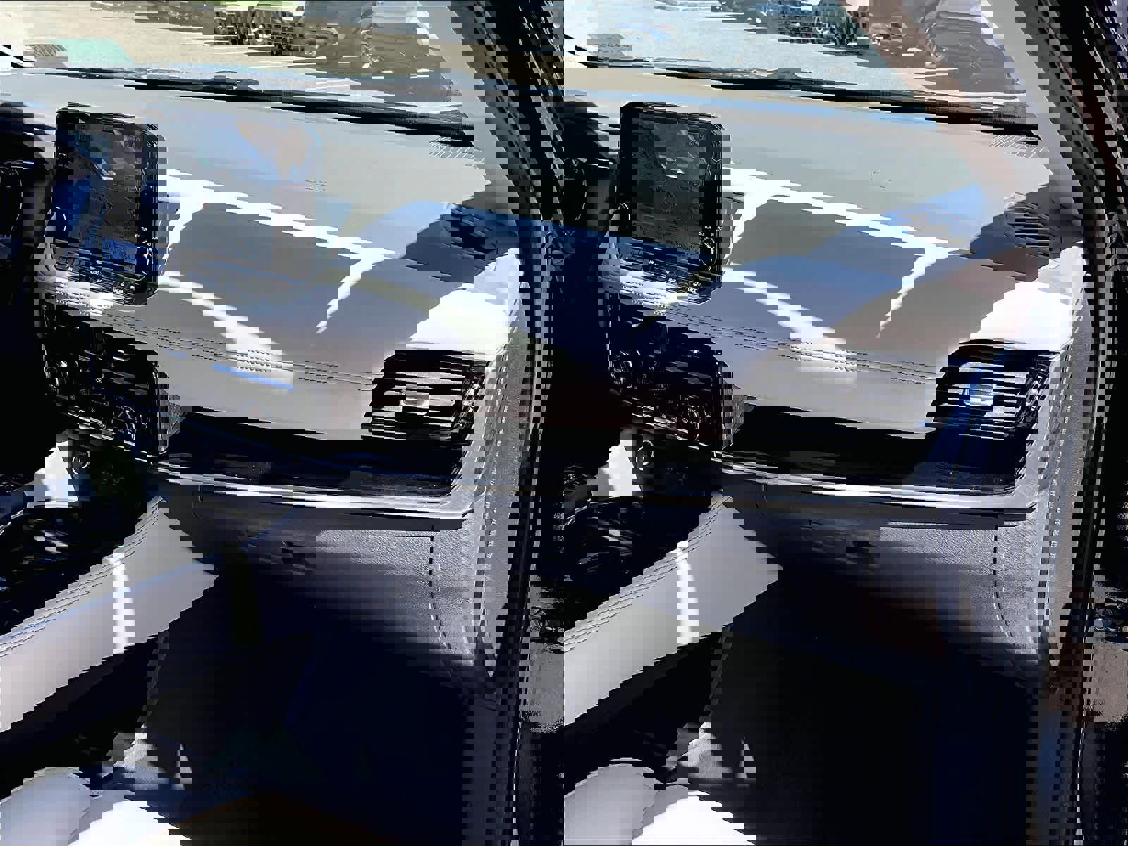 Certified 2023 Nissan Rogue SL w/ SL Premium Package AWD/4WD image 13