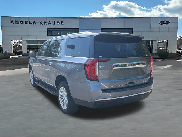 Used 2022 GMC Yukon XL SLT w/ SLT Premium Package RWD image 6