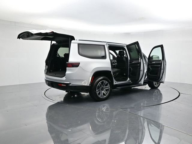 Used 2024 Jeep Wagoneer Series II w/ Flexible Seating Group image 43