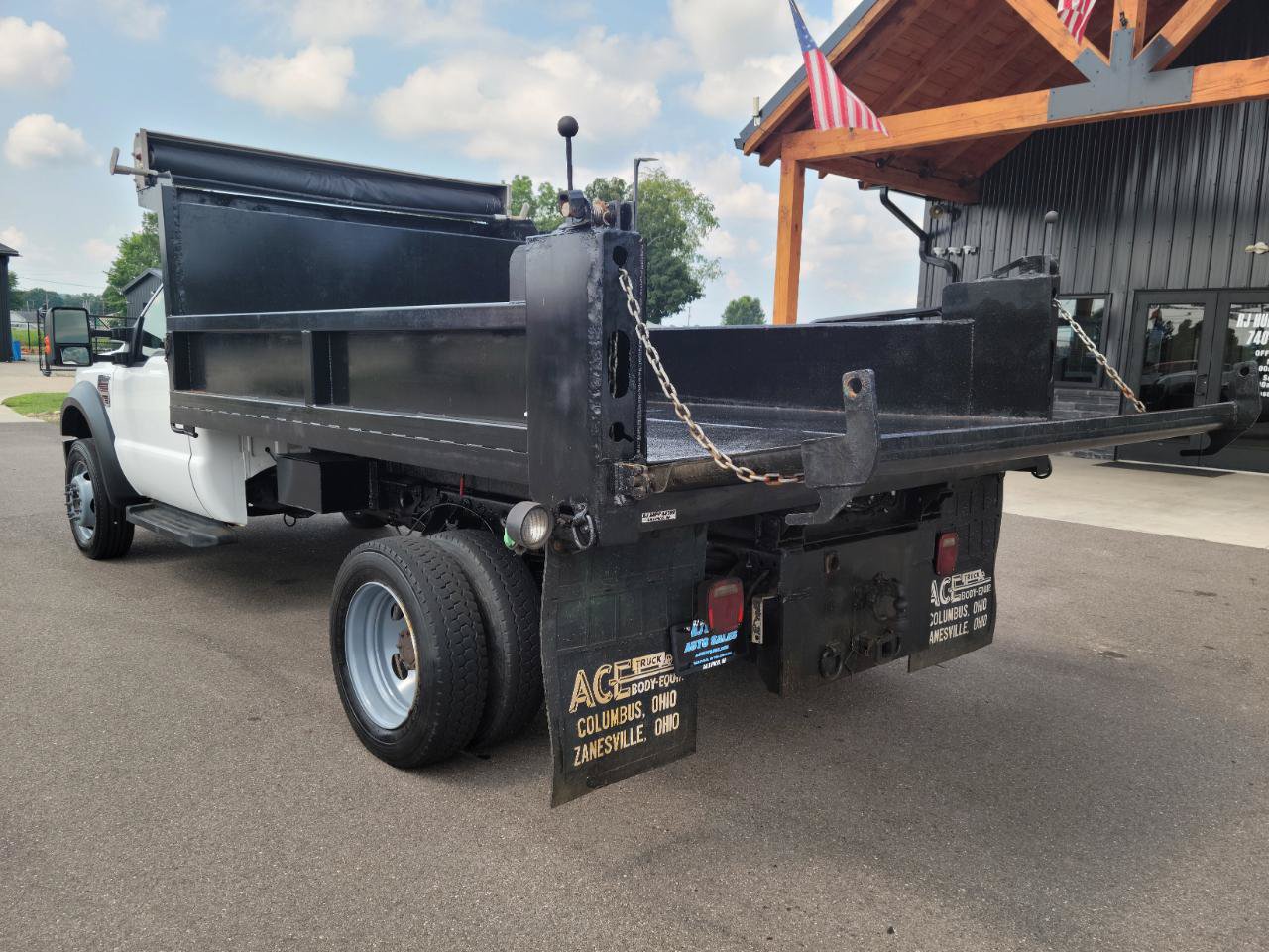 Used 2009 Ford F550 4x4 Regular Cab Super Duty image 6
