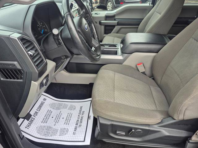 Used 2017 Ford F150 XLT w/ Equipment Group 302A Luxury image 8