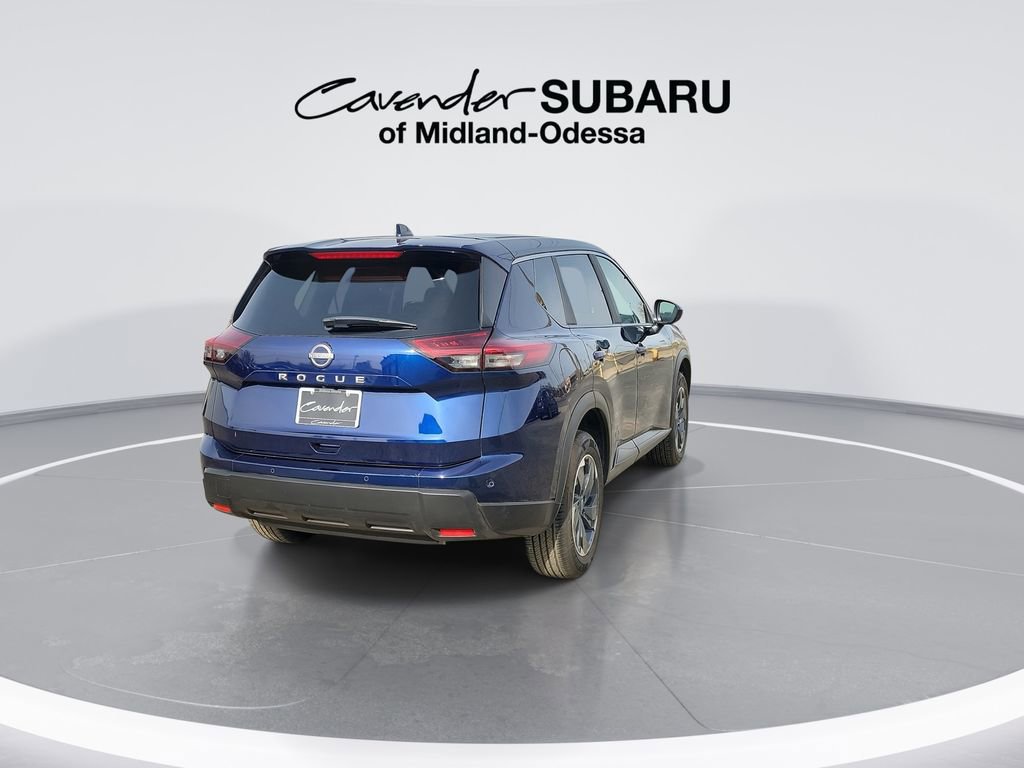 Used 2025 Nissan Rogue SV image 8