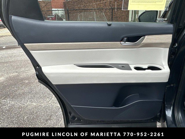 Used 2020 Hyundai Palisade SEL w/ Premium Package image 23