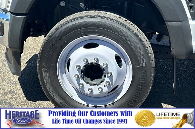 New 2024 Ford F450 XL w/ XL Chrome Package RWD image 22