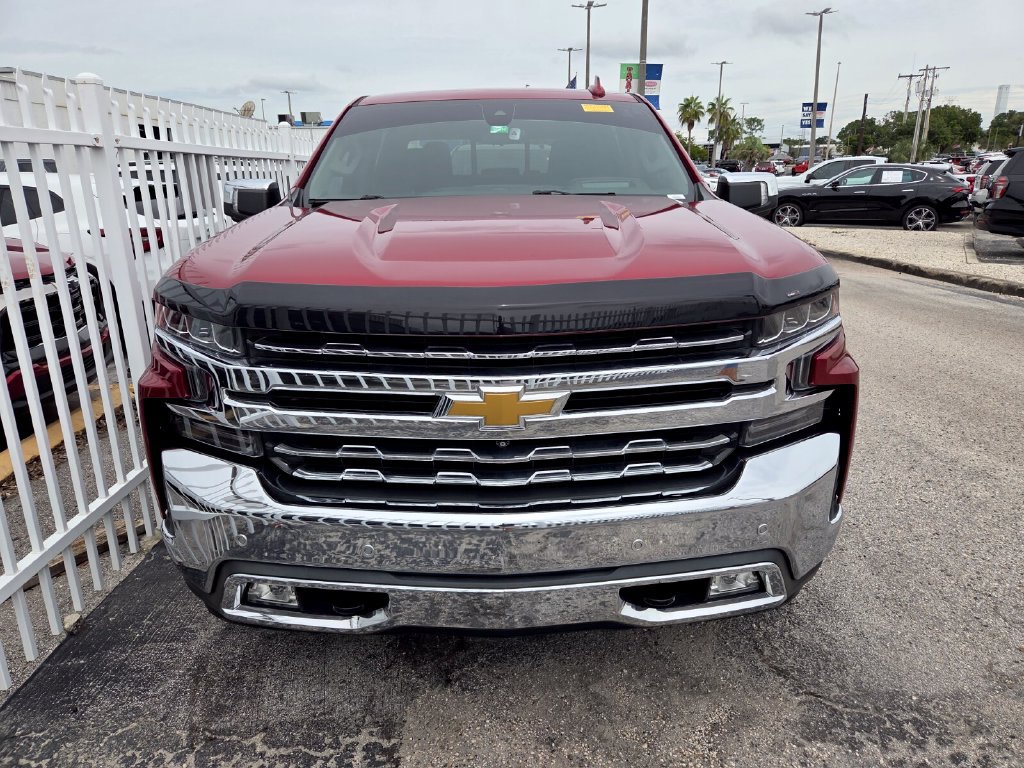Used 2022 Chevrolet Silverado 1500 LTZ w/ LTZ Premium Package AWD/4WD image 2