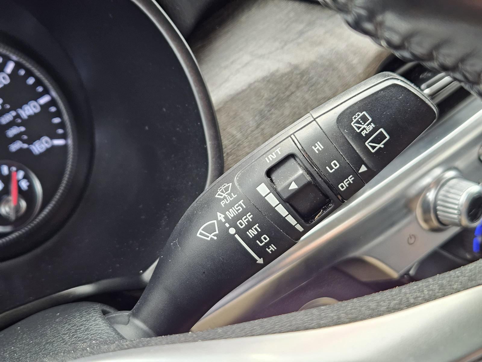 Used 2020 Kia Telluride EX image 28