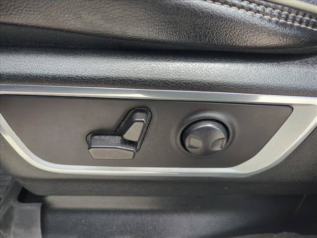 Used 2024 RAM 1500 Laramie AWD/4WD image 30