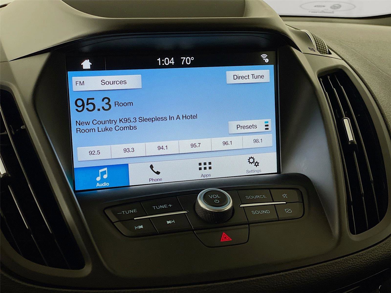 Used 2019 Ford Escape SE image 17