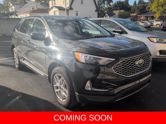 Used 2024 Ford Edge SEL w/ Convenience Package